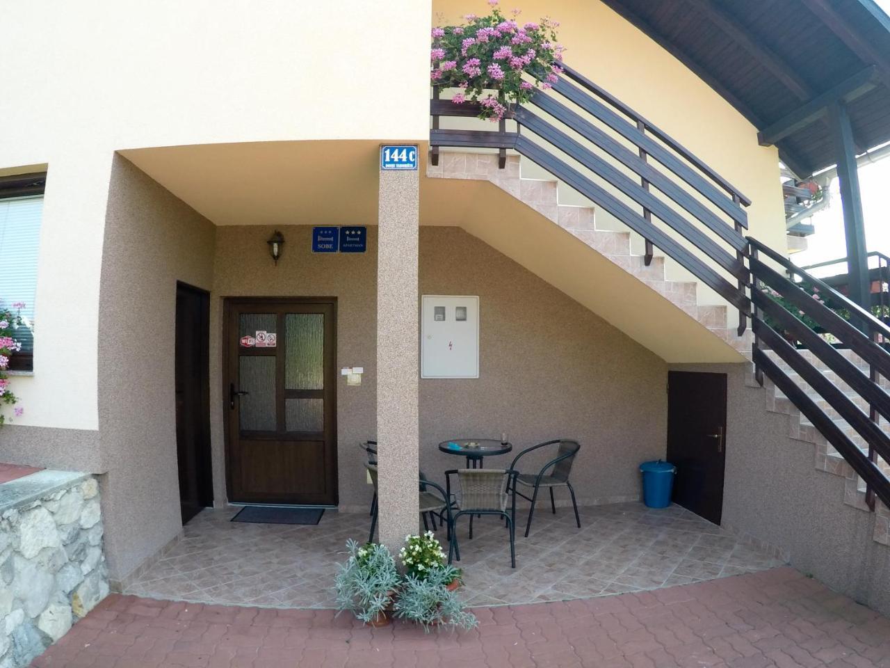 Apartment Ante Slunj Zewnętrze zdjęcie